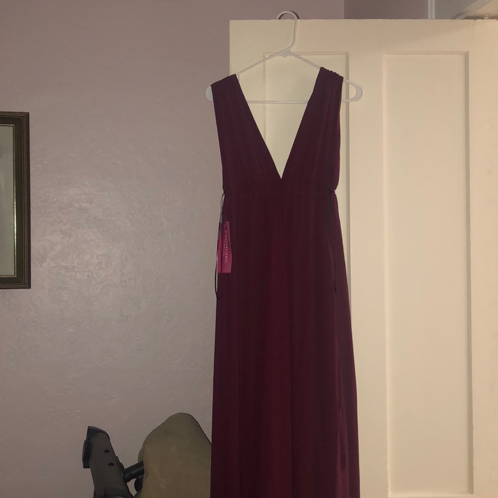 Long Burgandy Bridesmaid/Prom Dress